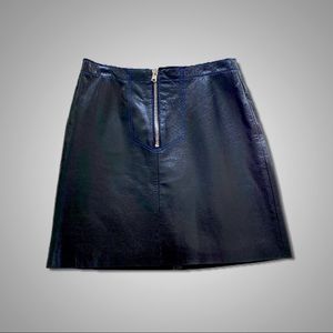 Black mini leather skirt with electric blue lining